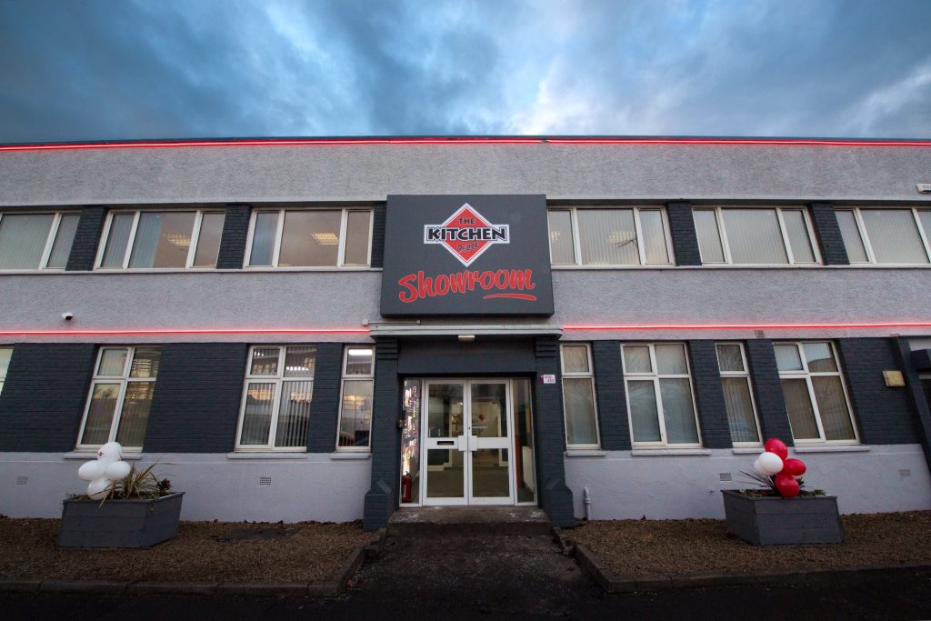 51655527_2451960481504734_7696183723410063360_o-1