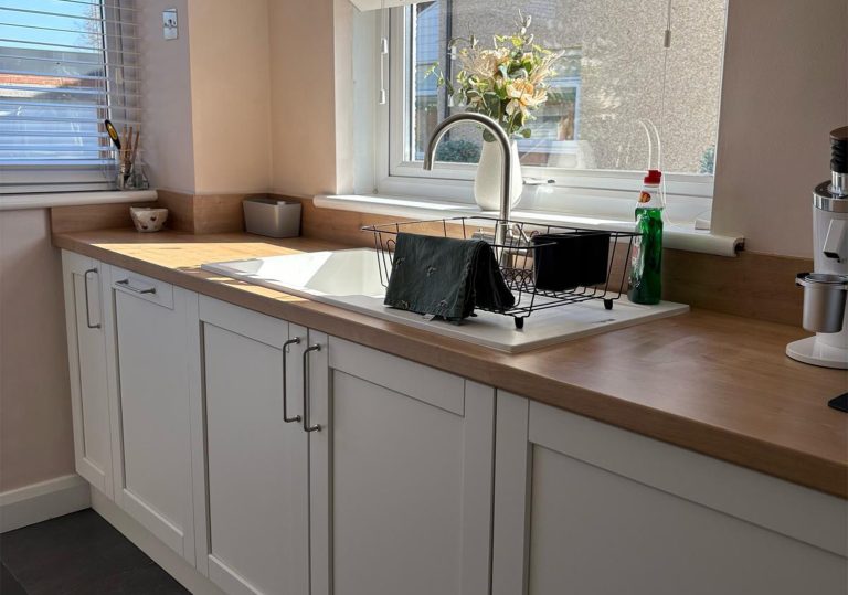 Cuthbertsons-Kitchen_03_1540x1080px