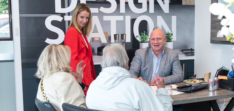 Colour Matching Service_1080x516px_Image 02